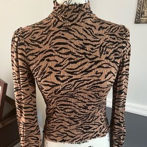 Wild Fable top